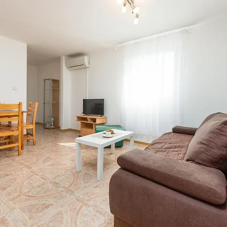 Beautiful In With Wifi Apartamento