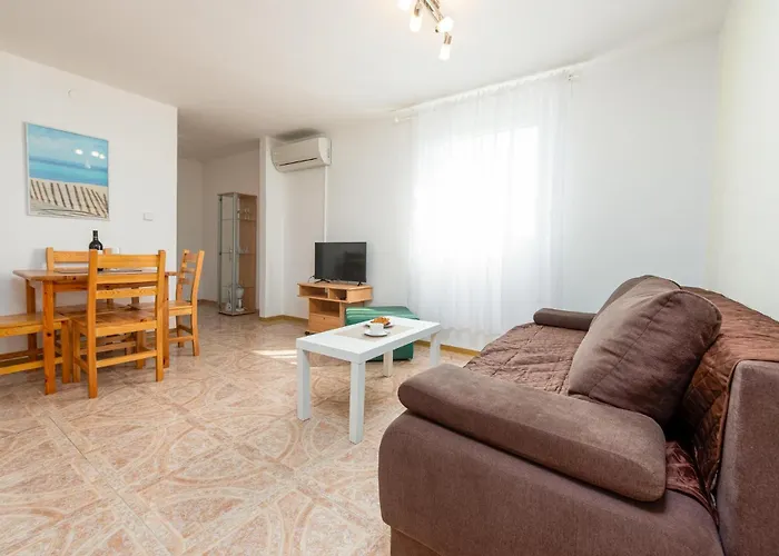 Beautiful In With Wifi Apartment